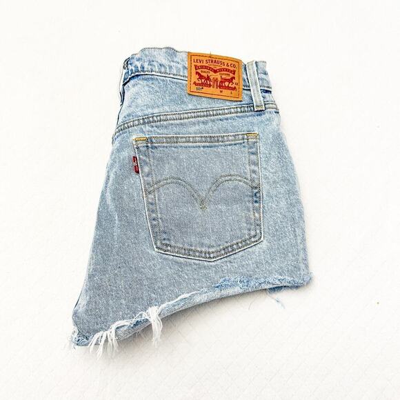 Levi's 501 Button Fly Shorts Light Wash Denim Jeans Ripped Leg Cutoff Size 28 - Picture 8 of 8